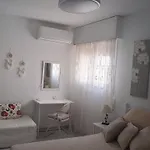 Old Town Apartment *